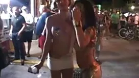 порно безкоштовний с ...