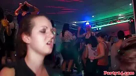 Година, порно відео  ...